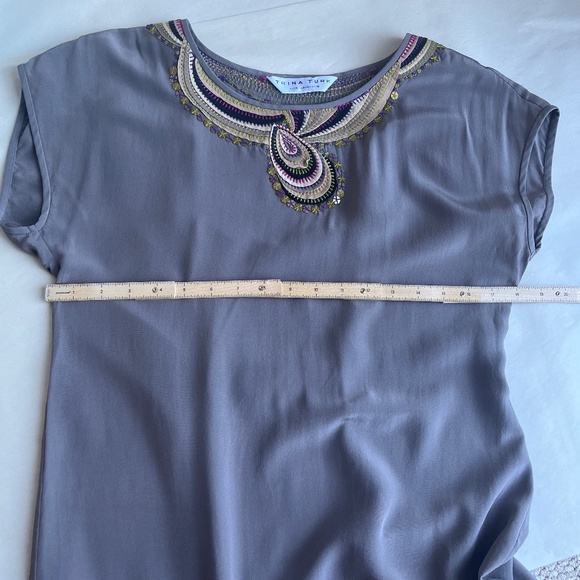 Trina Turk Silk Sheath Sleeveless Gray Leather Neck Embellishment Tunic Dress - Picture 14 of 14